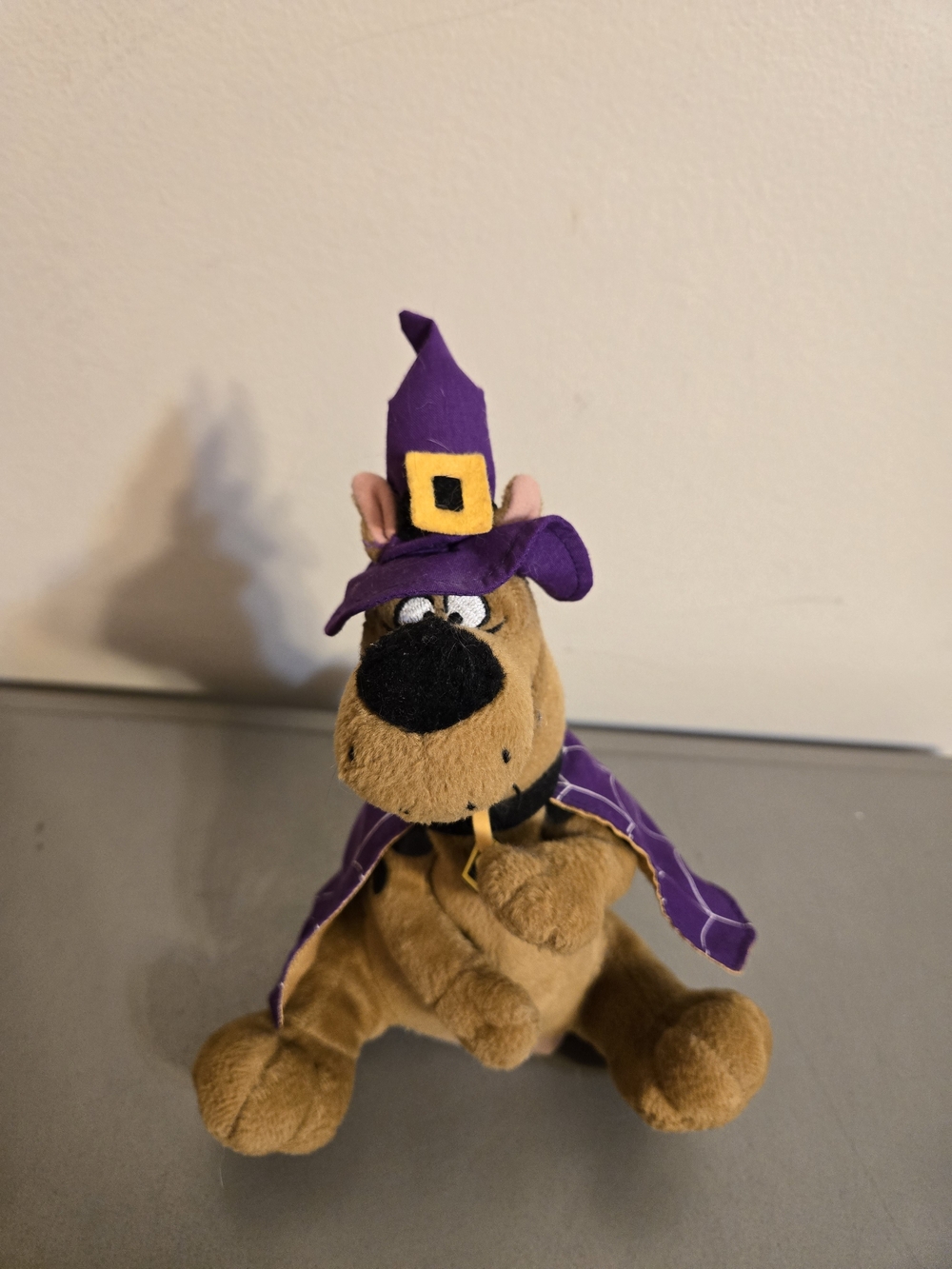 Cartoon Network Scooby-Doo Purple Witch Musical 8" Plush Halloween Decoration